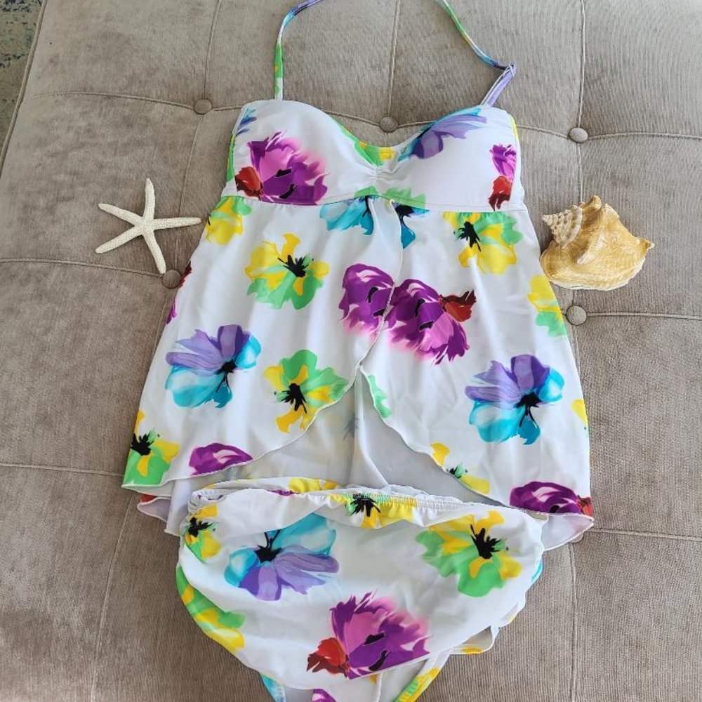Sexy Venus 2 piece Tankini Ruffle Floral Print Size 6